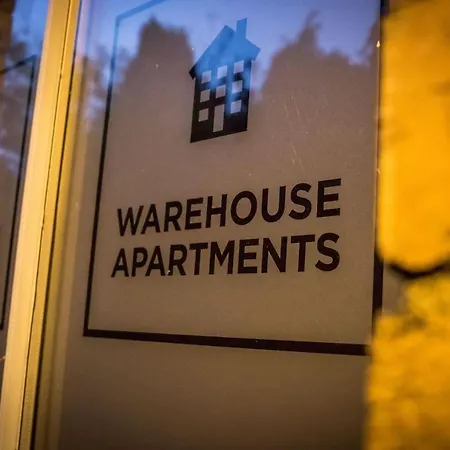 شقة Warehouse Apartment-1 King Bed Sleeps 2 *